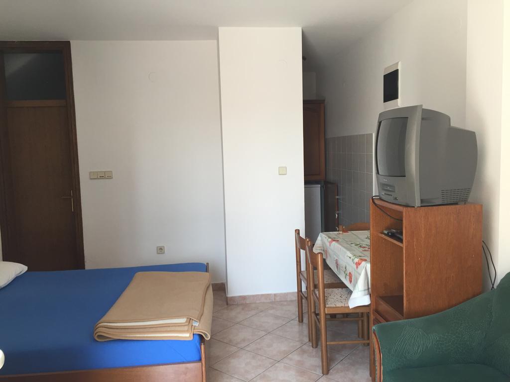 Apartments Antonia مالينسكا المظهر الخارجي الصورة