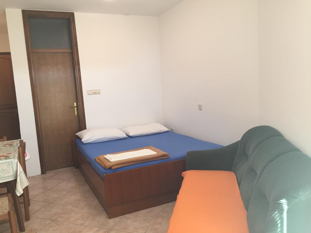 Apartments Antonia مالينسكا المظهر الخارجي الصورة