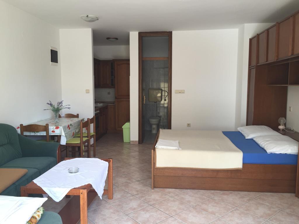Apartments Antonia مالينسكا المظهر الخارجي الصورة